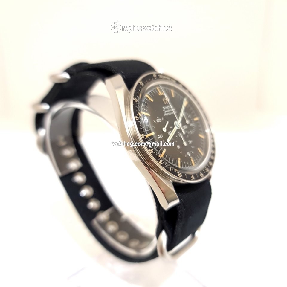 Omega Speedmaster Professional Moonwatch Mens watch Unisex Manual winding Steel 105.012-66 4