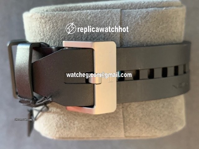 Porsche Design Monobloc Actuator Mens watch Unisex Automatic Titanium 6030.6.02.001.05.2 4