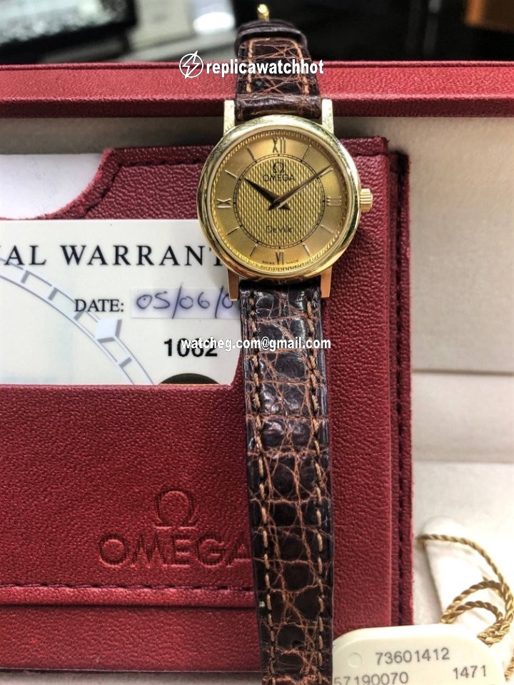 Omega De Ville Womens watch Quartz Yellow gold 7360.14.12 4