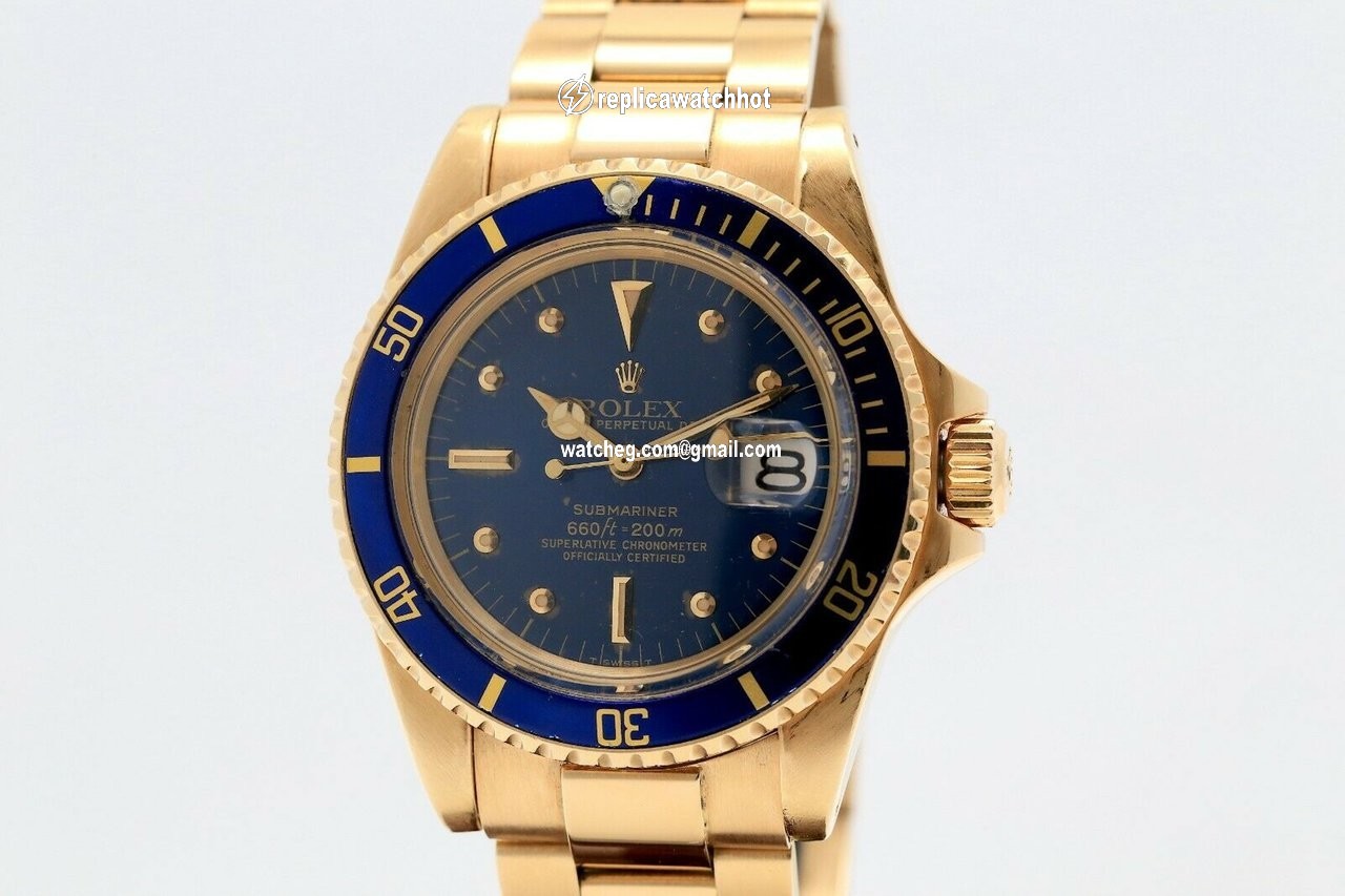 Rolex Submariner Date Yellow gold Automatic 1680 8 4
