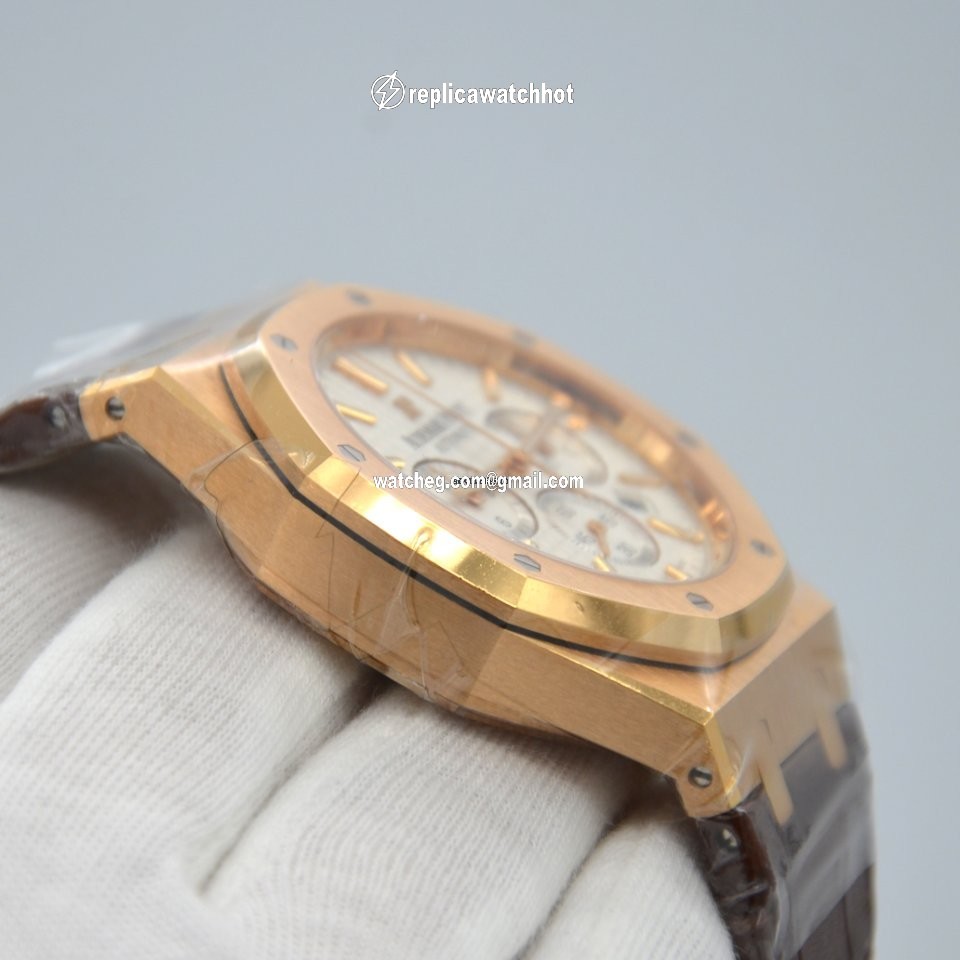 Audemars Piguet Royal Oak Chronograph Mens watch Unisex Automatic Rose gold 26320OR.OO.D088CR.01 4