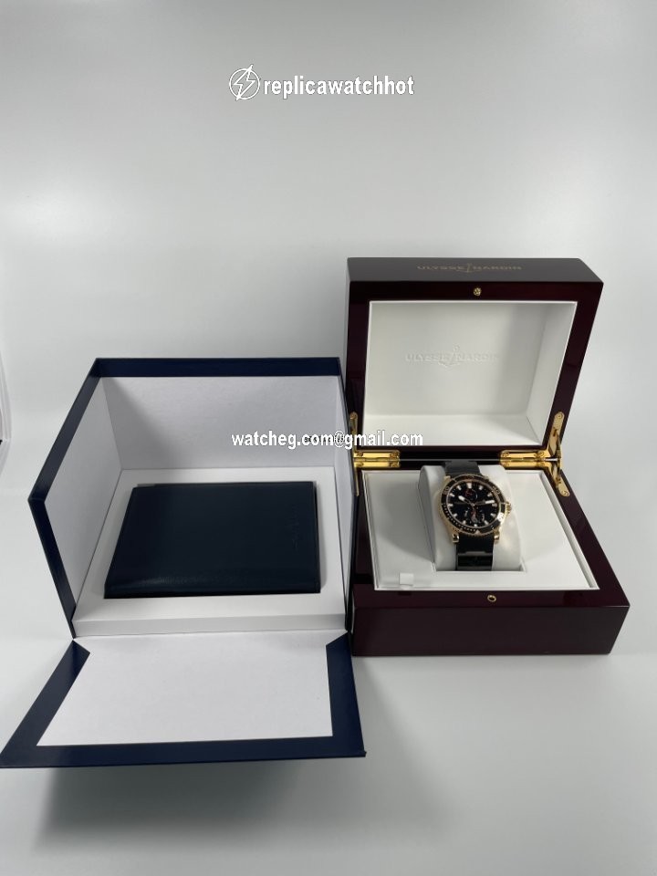 Ulysse Nardin Maxi Marine Diver Mens watch Unisex Automatic Rose gold 266-33-3C-922 4