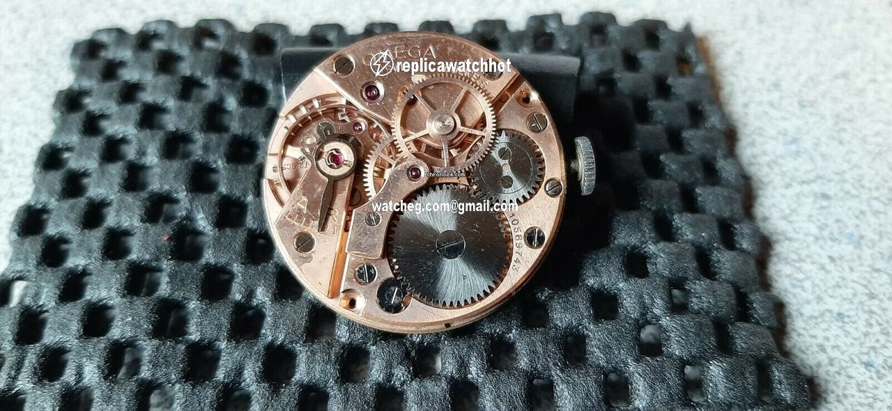 Omega Mens watch Unisex Manual winding Steel Ref .2220 4 4