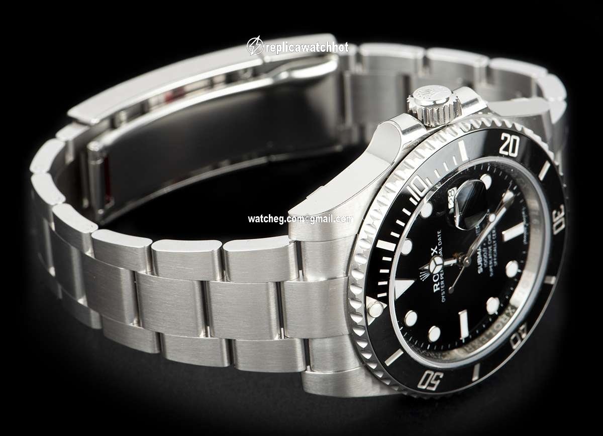 Rolex Submariner Date Mens watch Unisex Steel Automatic 116610LN 4
