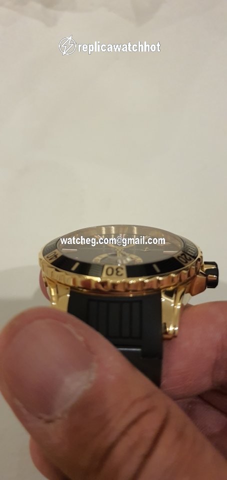 Ulysse Nardin Diver Chronometer Mens watch Unisex Automatic Rose gold 266-10-3C 92 4