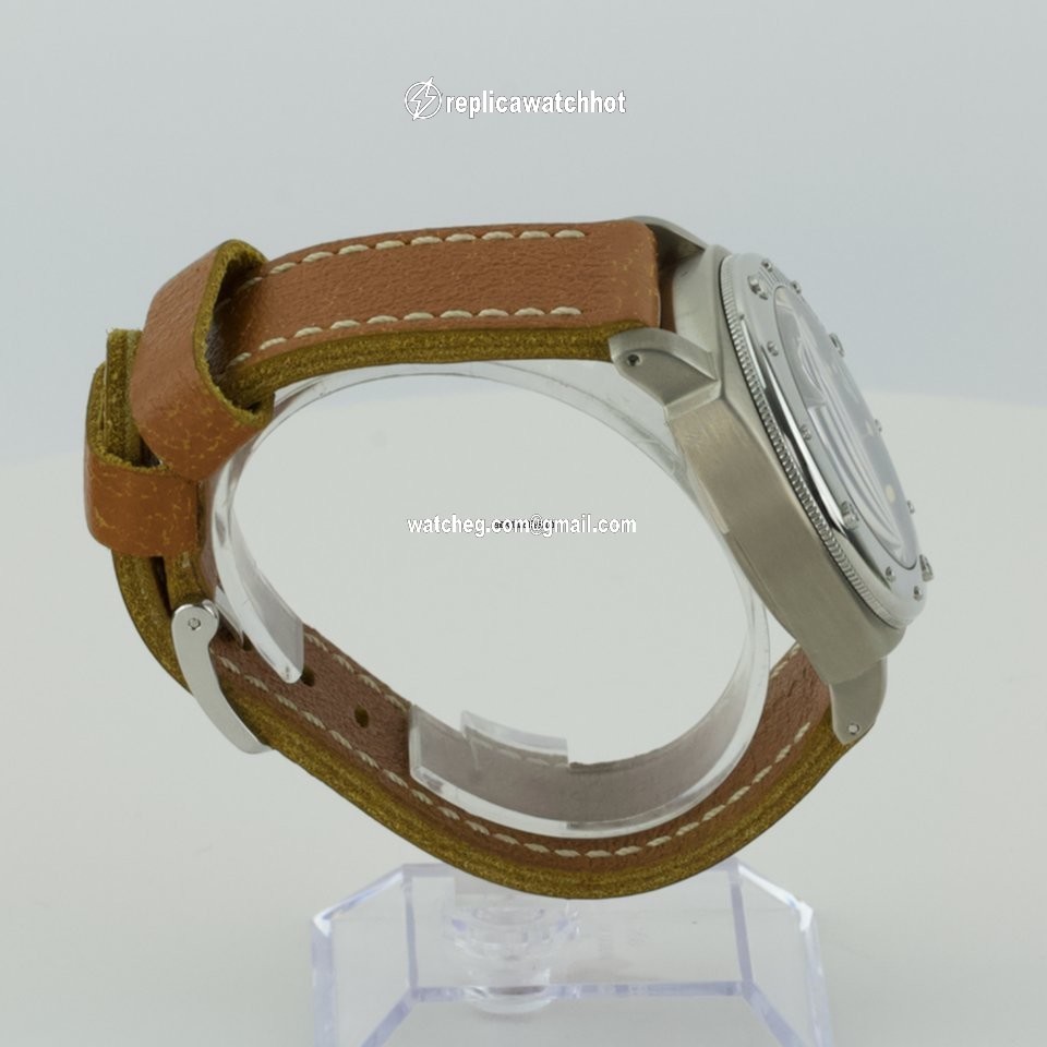 Panerai Luminor Submersible Mens watch Unisex Automatic Titanium PAM 00170 4