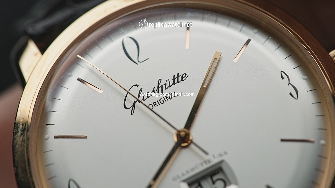 Glashtte Original Sixties Panorama Date Mens watch Unisex Automatic Rose gold 39-47-01-01-04 4