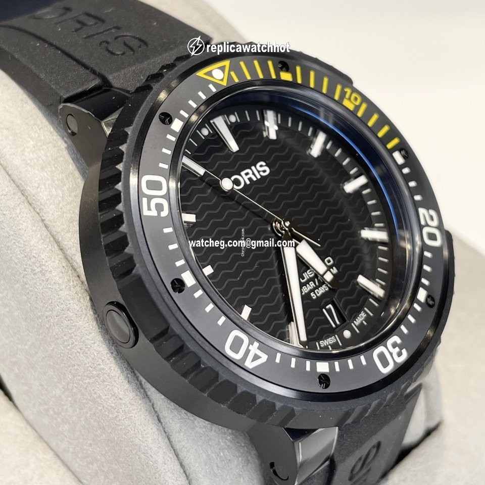 Oris Aquis Date Mens watch Unisex Automatic Titanium 01 400 7767 7754-07 426 64BTEB 4