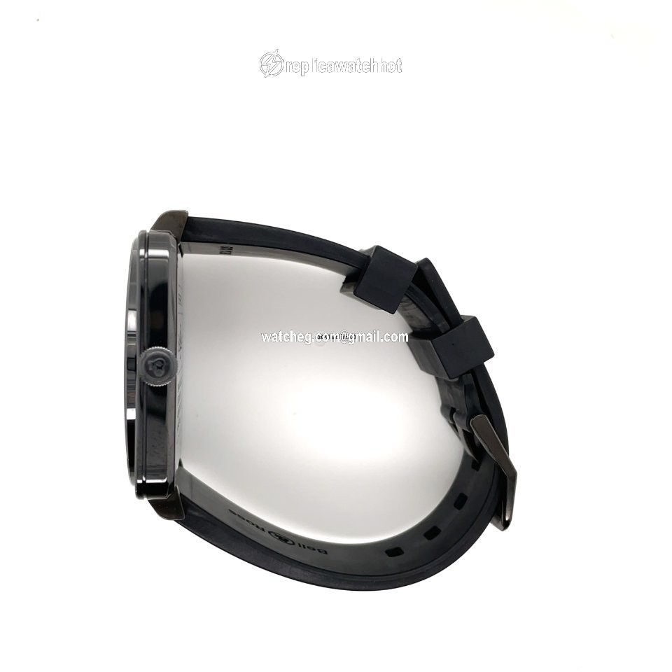 Bell & Ross BR S Quartz Ceramic BRS-BLC-PH SBR 4