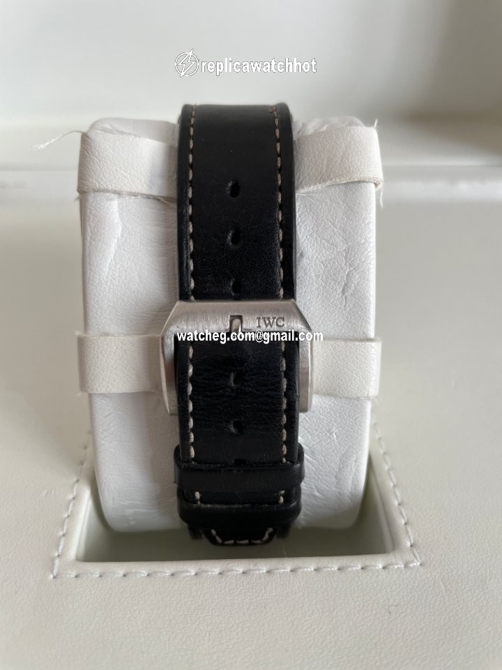 IWC Pilot Mens watch Unisex Manual winding Platinum IW325405 4