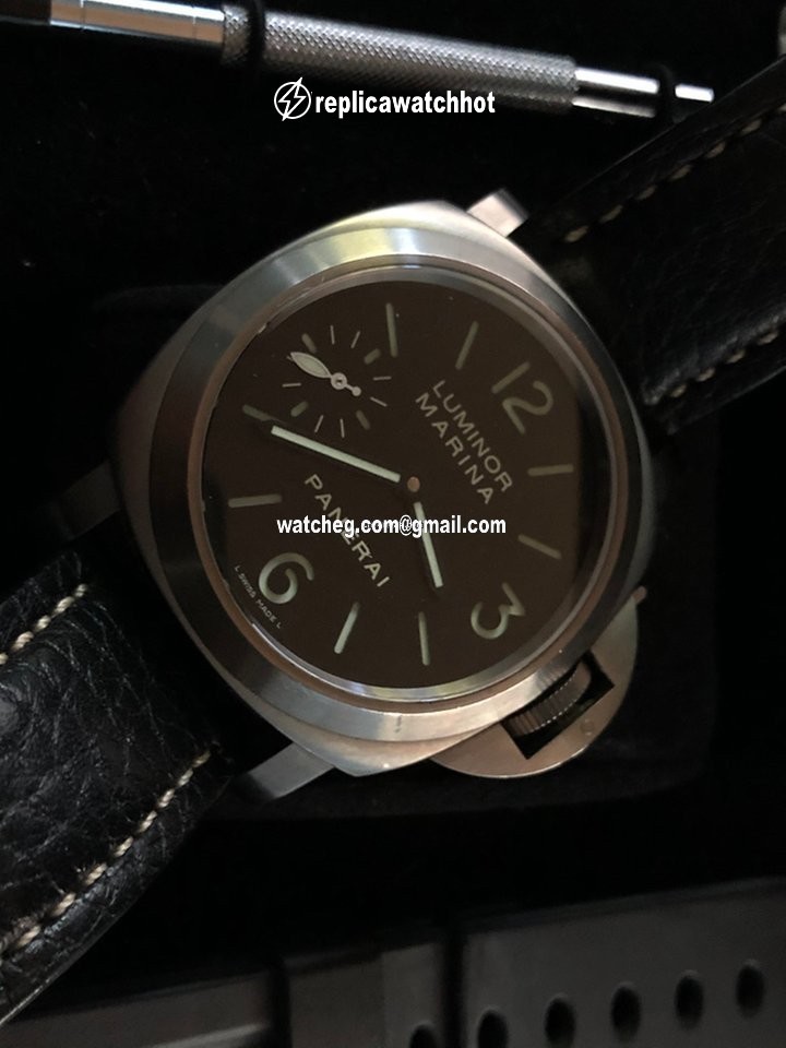 Panerai Luminor Marina Mens watch Unisex Manual winding Titanium PAM 00177 4