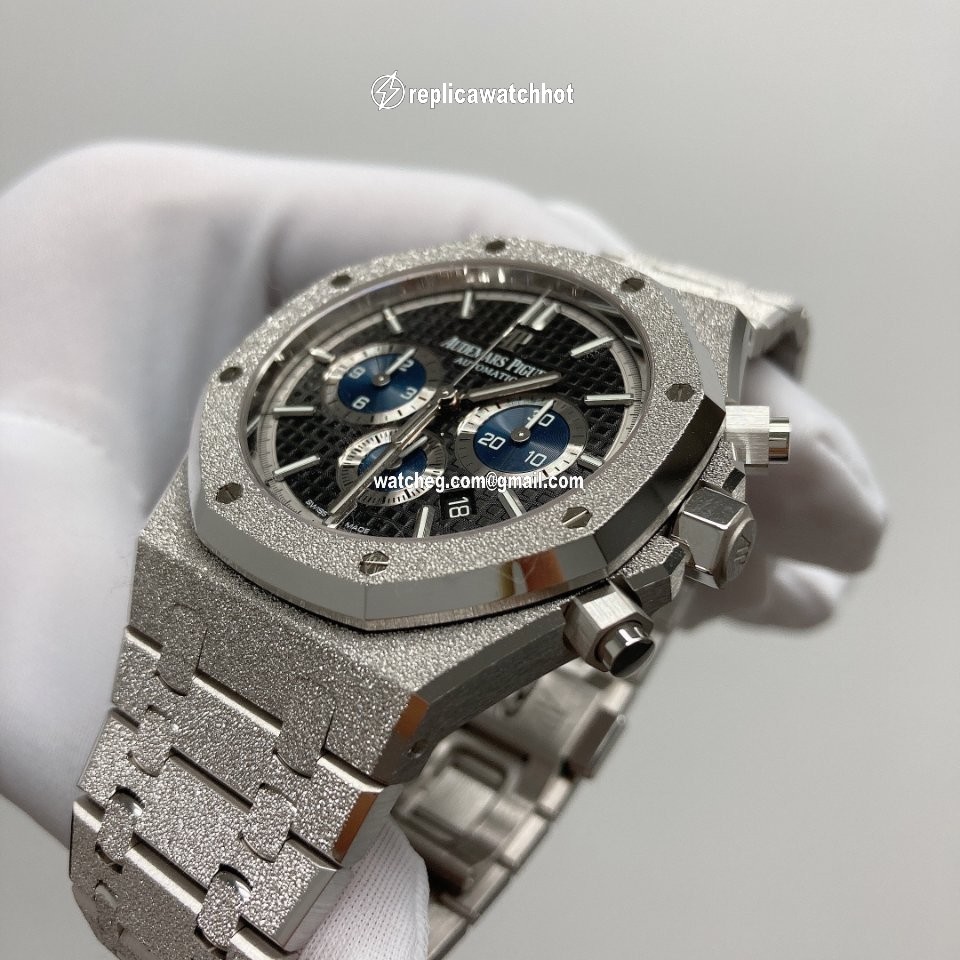 Audemars Piguet Royal Oak Chronograph Mens watch Unisex Automatic White gold 26331BC.GG.1224BC.03 4