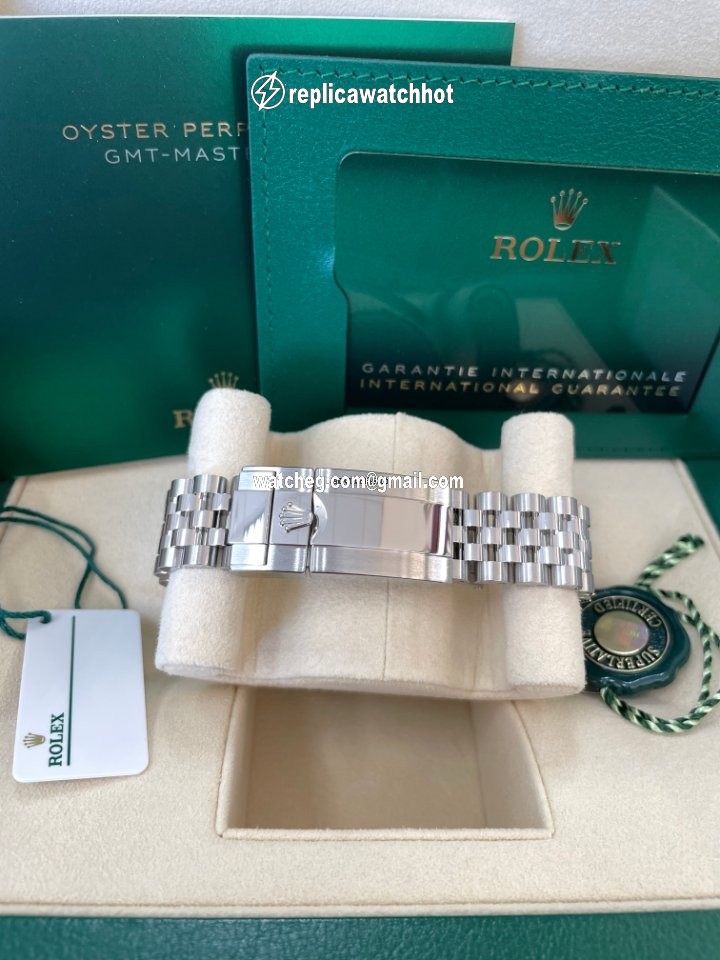 Rolex GMT-Master II Mens watch Unisex Steel Automatic 126710BLRO 4