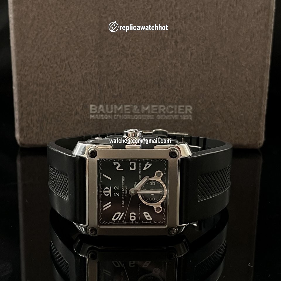 Baume & Mercier Hampton Mens watch Unisex Automatic Steel Baume & Mercier Hampton square XL Dual Timer 4