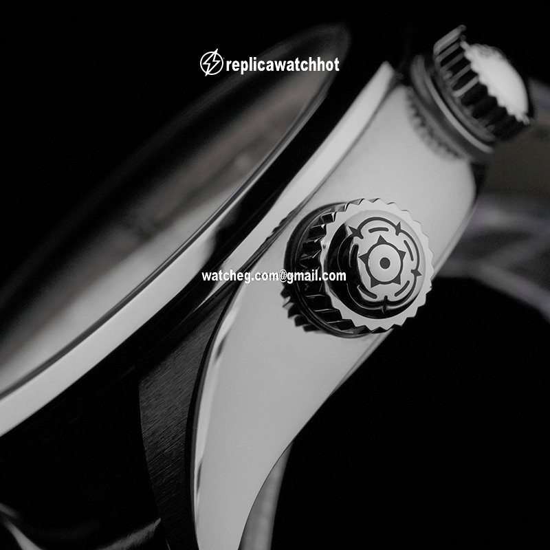 Tudor Heritage Advisor Mens watch Unisex Manual winding Titanium 79620T-0011 4