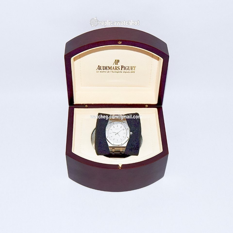 Audemars Piguet Royal Oak Mens watch Unisex Automatic Steel 15189ST.OO.D083CU.01 4