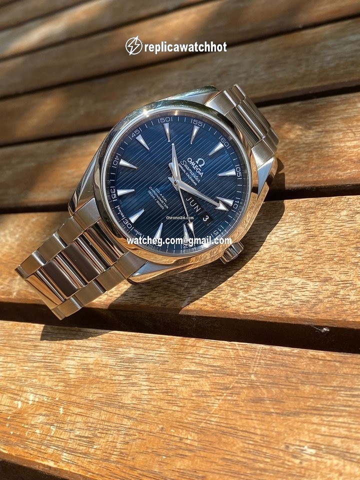 Omega Seamaster Aqua Terra Mens watch Unisex Automatic Steel 231.10.43.22.03.002 4
