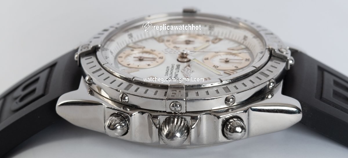 Breitling Chronomat Mens watch Unisex Automatic Steel A13352 4