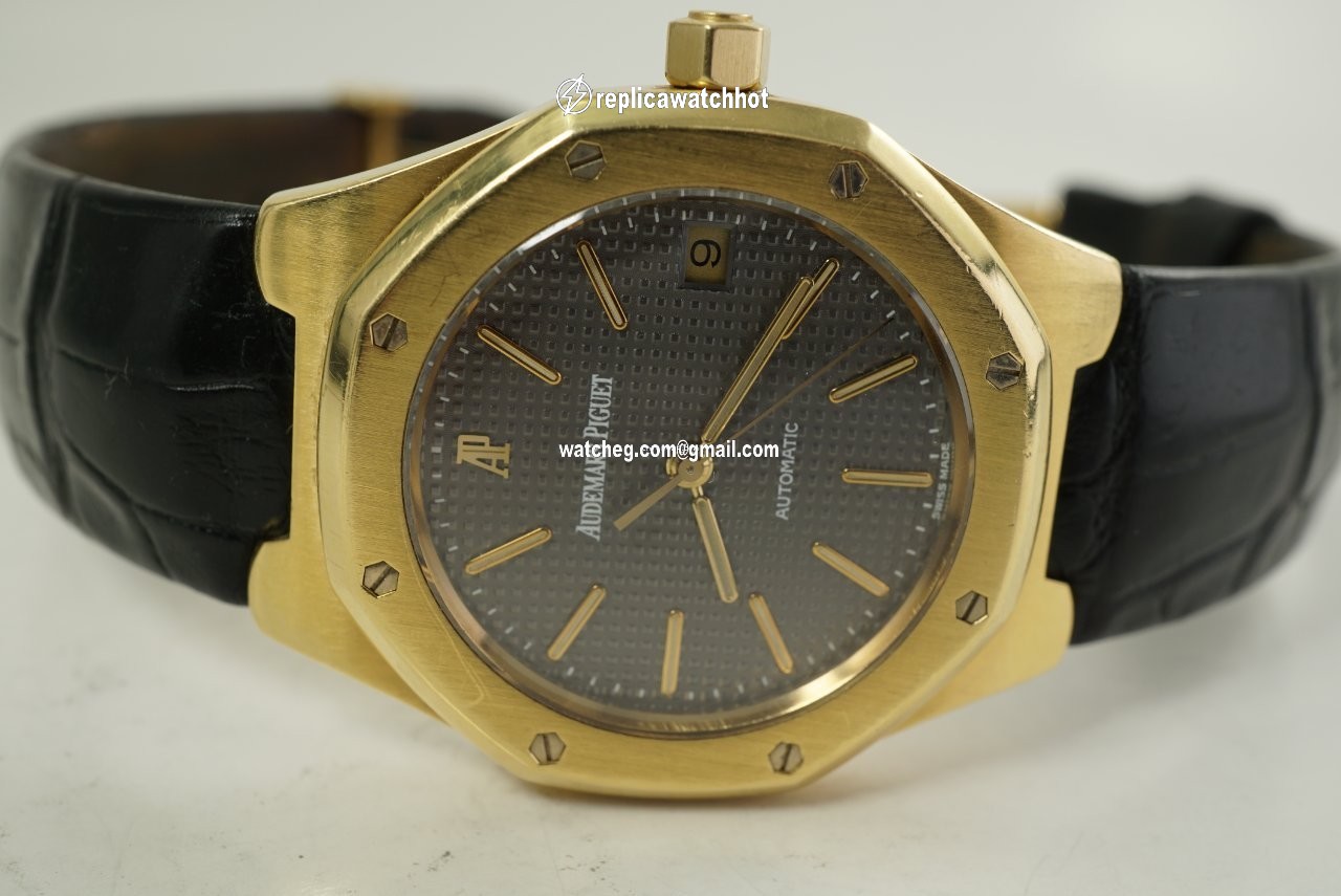 Audemars Piguet Royal Oak Mens watch Unisex Automatic Yellow gold 14800BA 4
