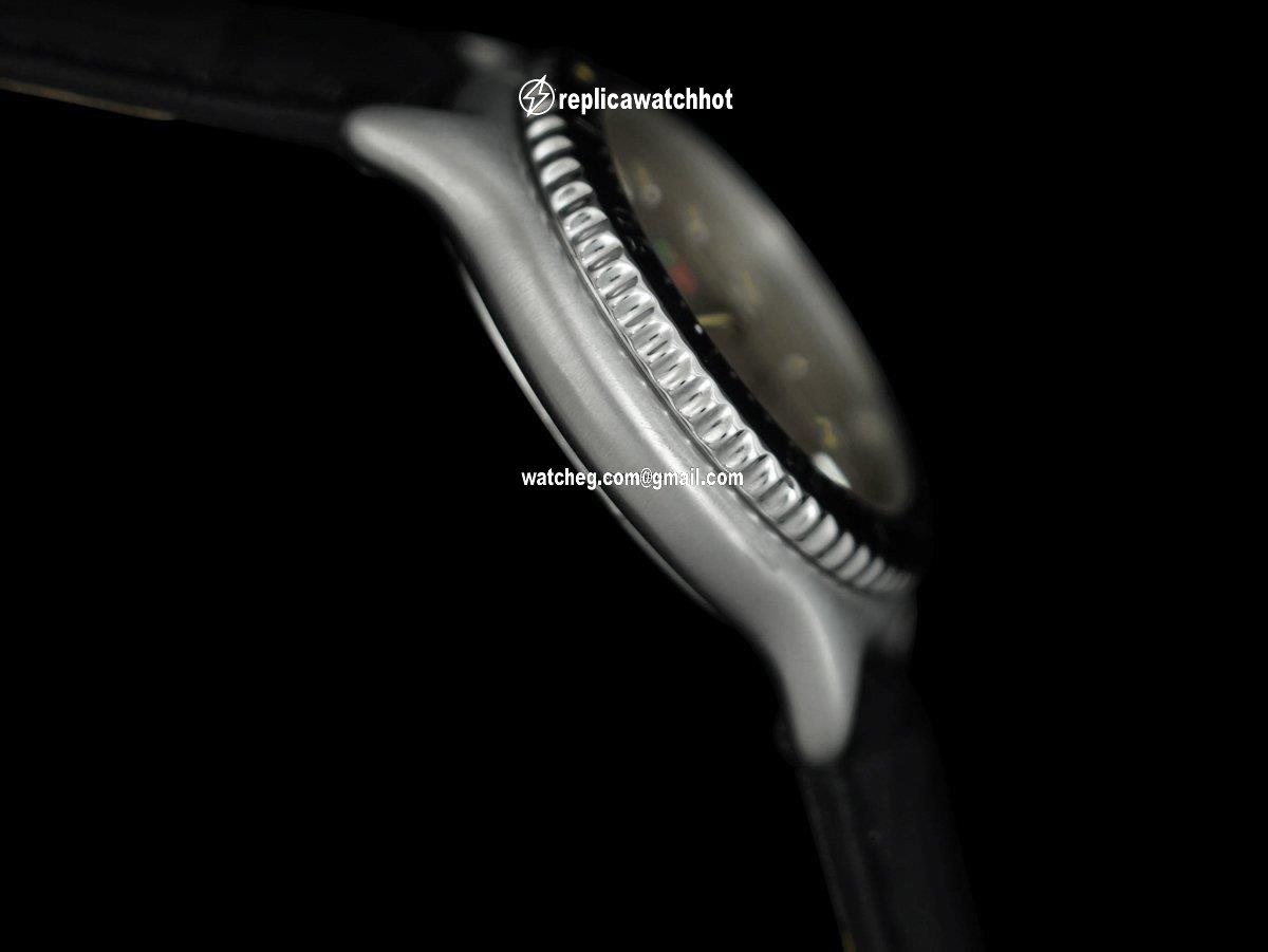 TAG Heuer Mens watch Unisex Quartz Steel 8124 4