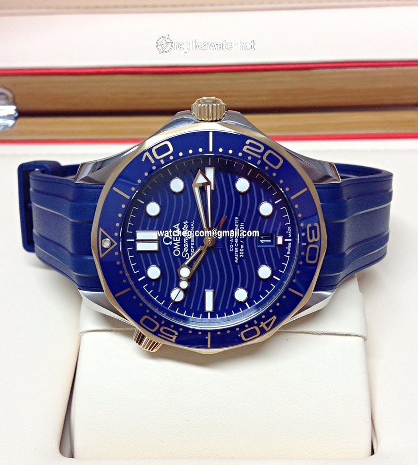 Omega Seamaster Diver 300 M Mens watch Unisex Automatic Gold Steel 210.22.42.20.03.001 4