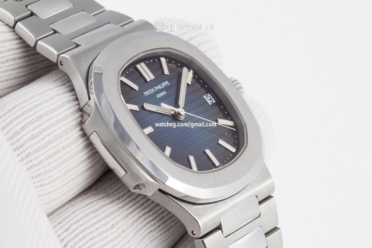 Patek Philippe Nautilus Mens watch Unisex Automatic Steel 5711 1A-010 4
