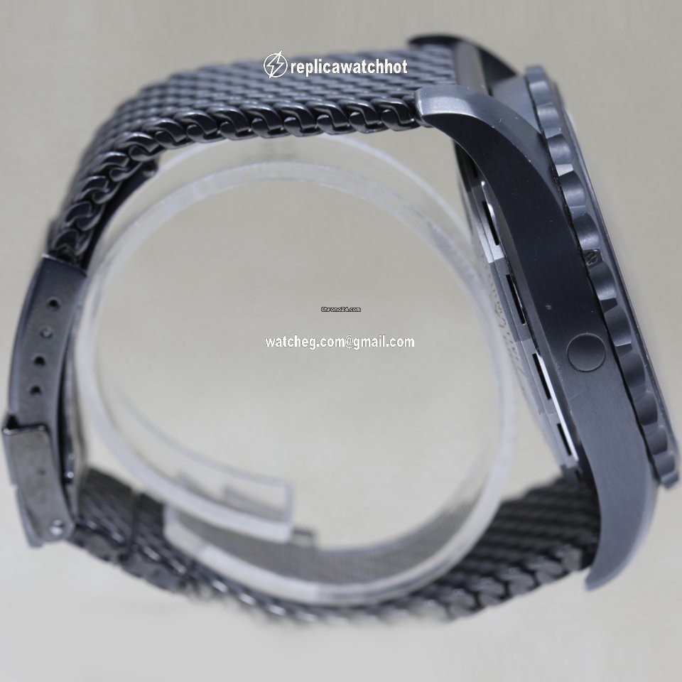 Breitling Chronospace Mens watch Unisex Quartz Steel M78365 4