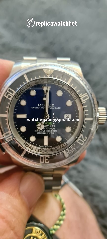 Rolex Sea-Dweller Deepsea Mens watch Unisex Steel Automatic 126660 D-BLUE 4