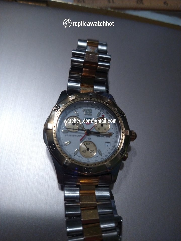 TAG Heuer 2000 Mens watch Unisex Quartz Steel CK1121 4