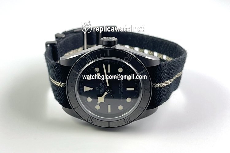 Tudor Black Bay Mens watch Unisex Automatic Ceramic M79210CNU-0001 4