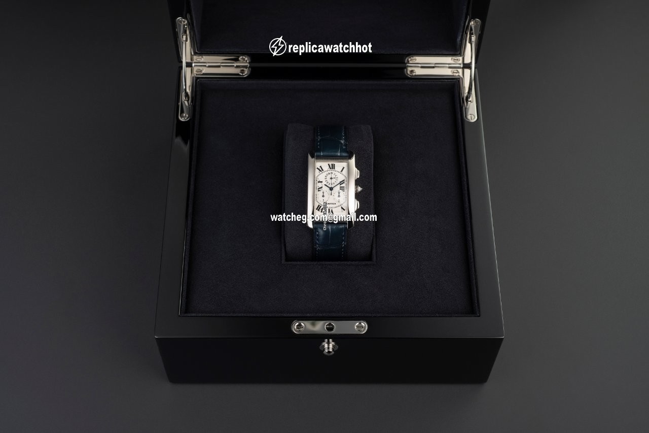 Cartier Tank Americaine Mens watch Unisex Quartz White gold 2312 4