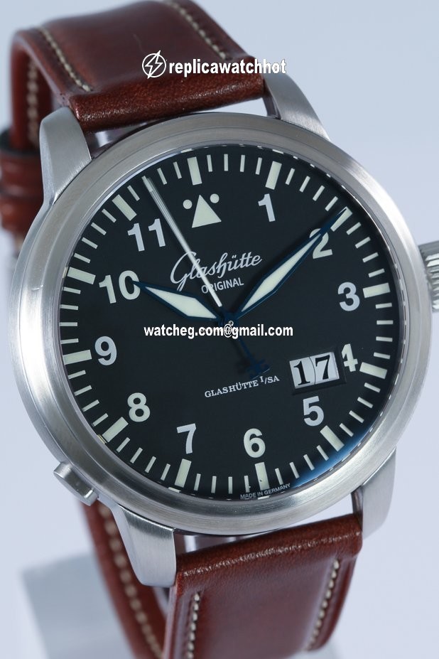 Glashtte Original Senator Navigator Panorama Date Mens watch Unisex Automatic Steel 100-03-07-05-04 4
