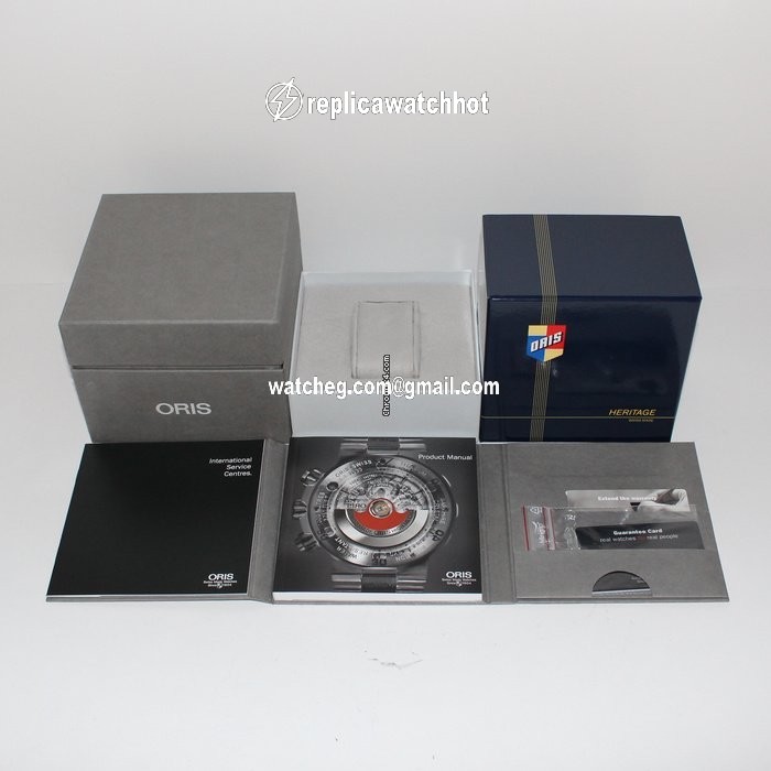 Oris Divers Sixty Five Mens watch Unisex Automatic Steel 01 733 7707 4356-07 8 20 17 4