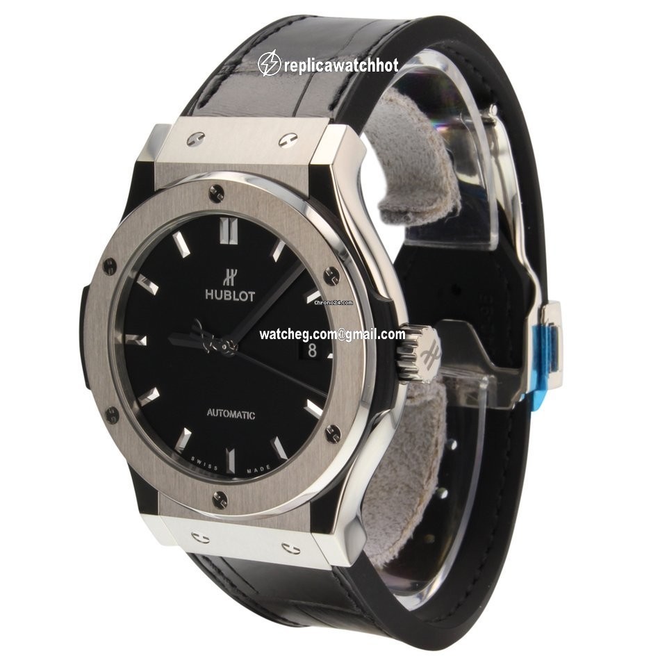 Hublot Classic Fusion 45, 42, 38, 33 mm Mens watch Unisex Automatic Titanium 542NX1171LR 4