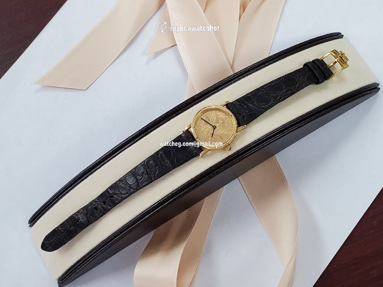 Corum Coin Watch Womens watch Manual winding Yellow gold 293.645.56 0001 MU51 4