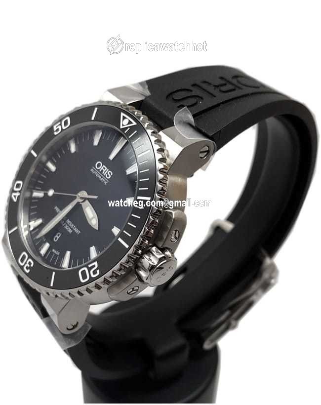 Oris Aquis Date Mens watch Unisex Automatic Steel 01 733 7653 4154 4