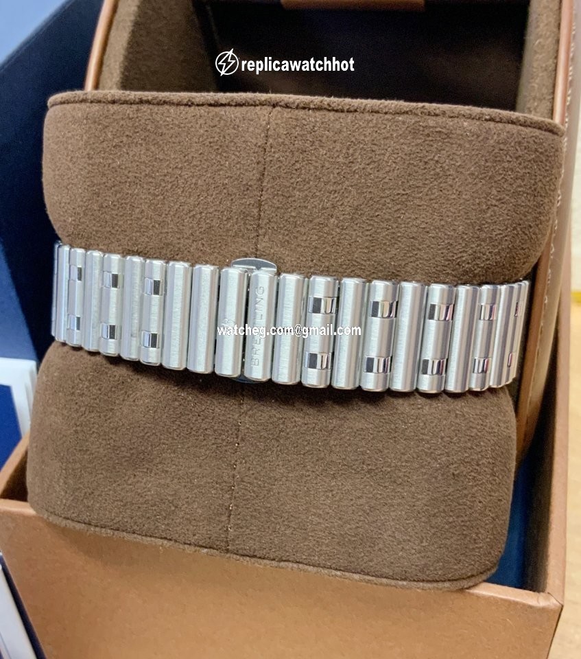 Breitling Chronomat Womens watch Quartz Steel A77310101A3A1 4
