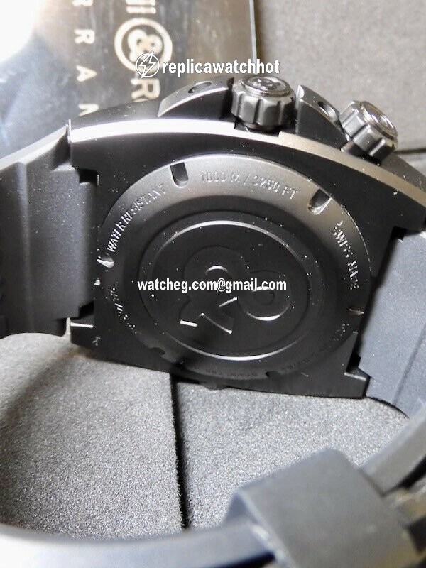 Bell & Ross BR 02 Automatic Steel BR 02 4