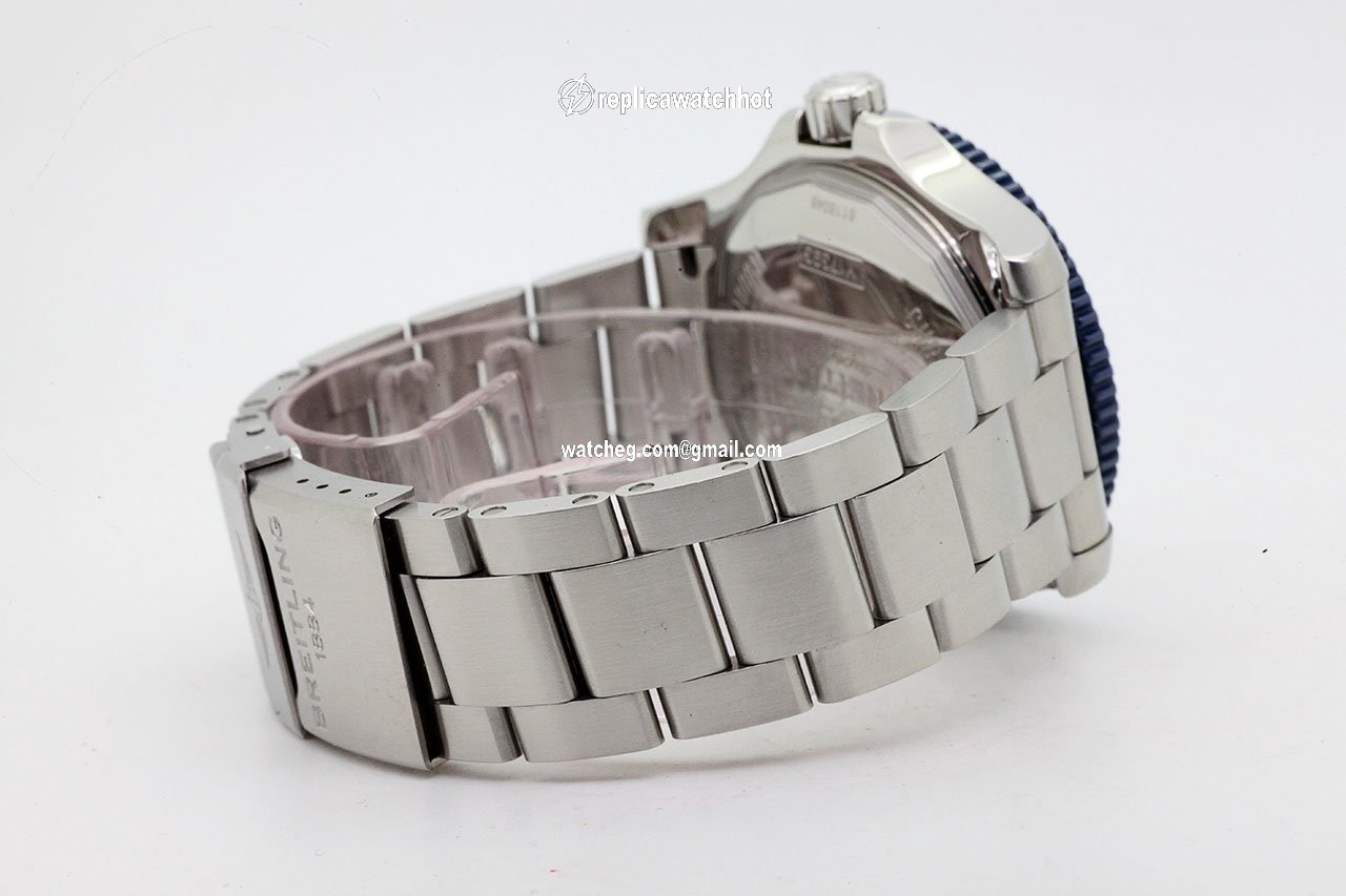 Breitling Superocean 44 Automatic Steel Y1739316 C959 4
