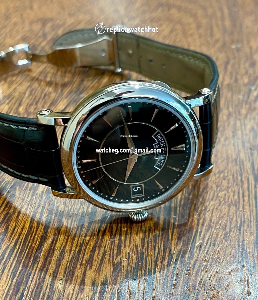 Patek Philippe Calatrava Mens watch Unisex Automatic White gold 5153G-001 4