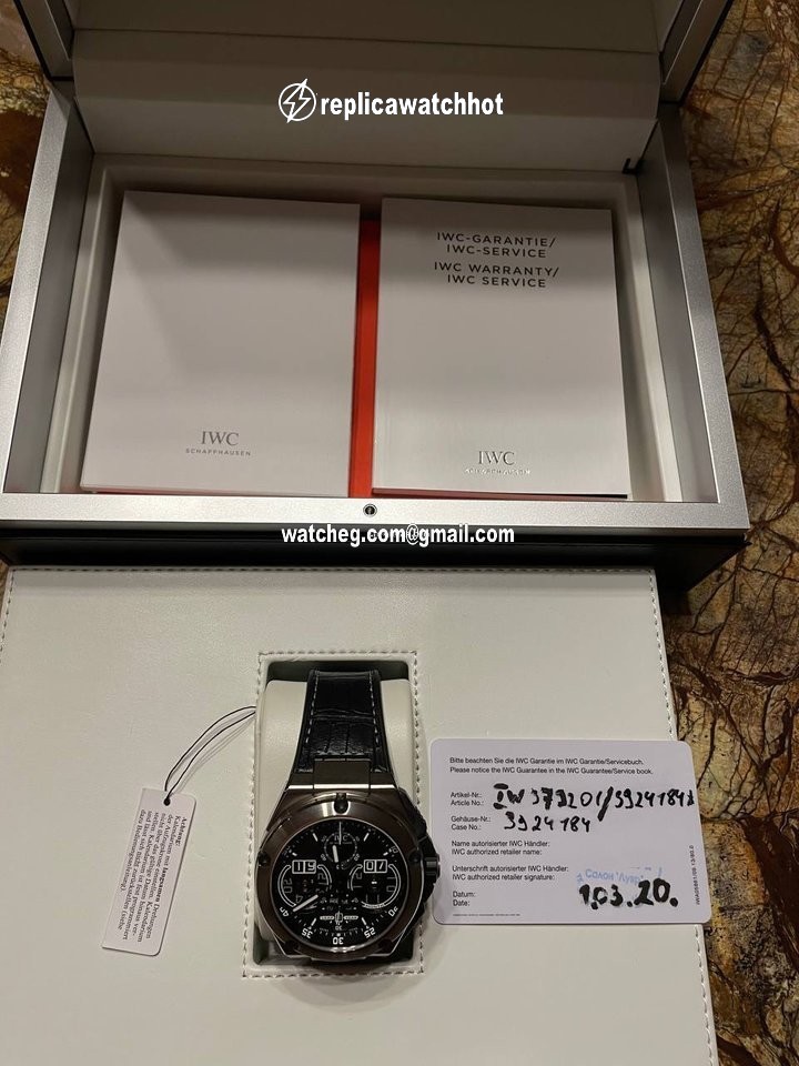 IWC Ingenieur Perpetual Calendar Digital Date-Month Mens watch Unisex Automatic Titanium IW379201 4