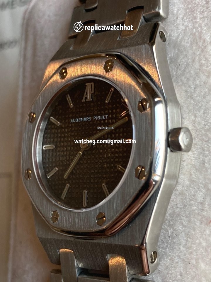 Audemars Piguet Royal Oak Lady Womens watch Quartz Steel 6007ST 4