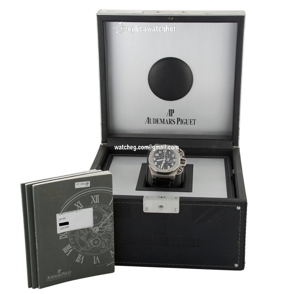 Audemars Piguet Royal Oak Offshore Chronograph Mens watch Unisex Automatic Titanium 25863TI.OO.A001CU.01 4