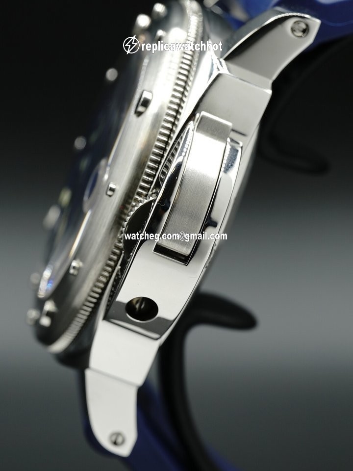Panerai Luminor Submersible Mens watch Unisex Automatic Steel PAM00731 4