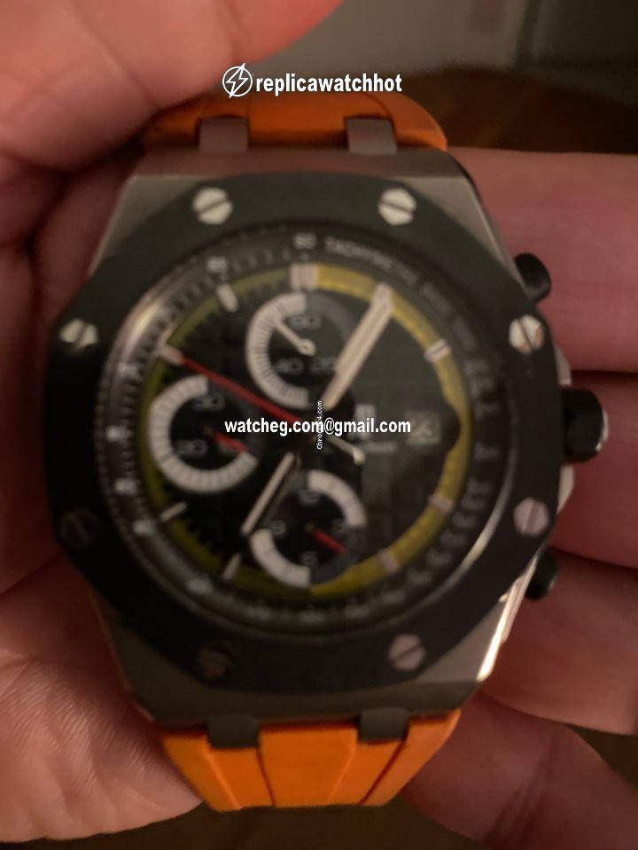 Audemars Piguet Royal Oak Offshore Chronograph Mens watch Unisex Automatic Titanium 26207IO.OO.A002CA.01 4
