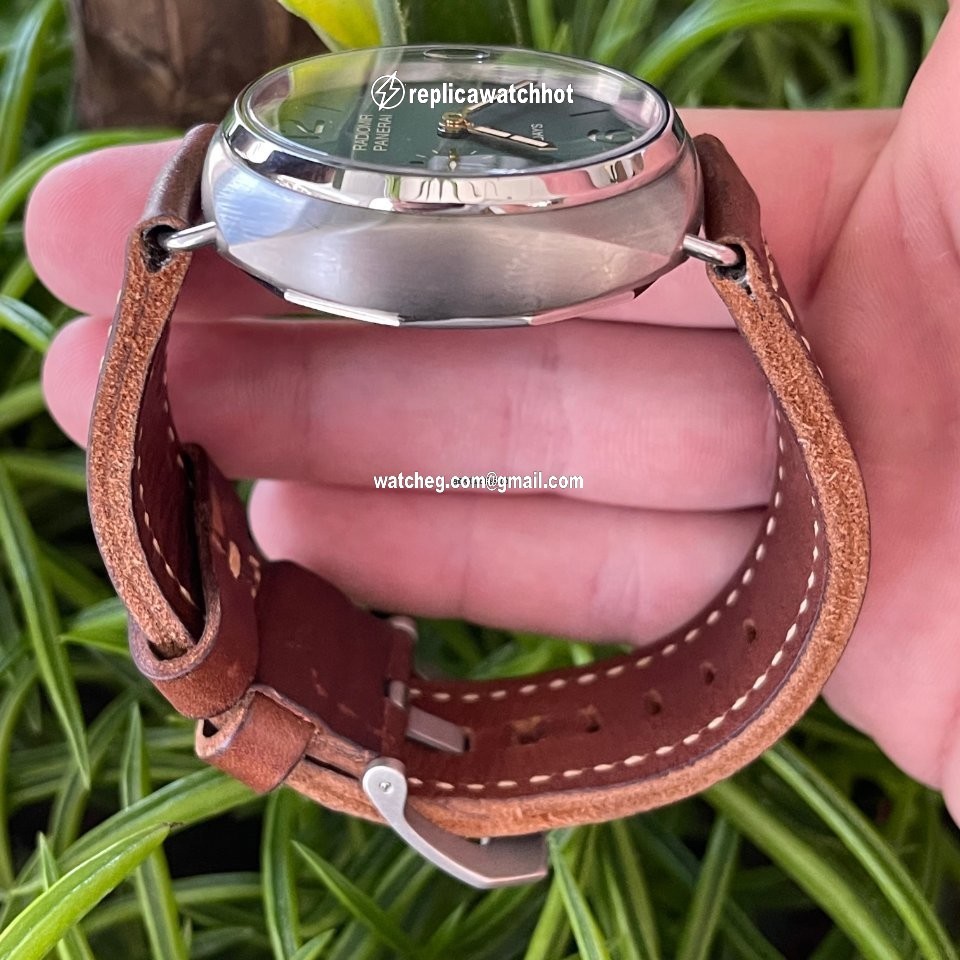 Panerai Radiomir 8 Days Mens watch Unisex Manual winding Titanium PAM 00735 4