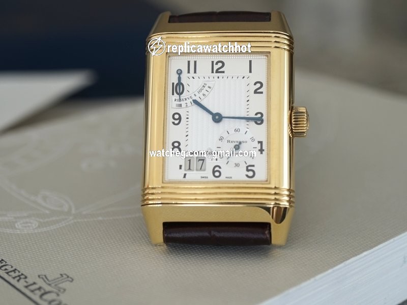 Jaeger-LeCoultre Reverso Grande Date Yellow gold 240.1.15 4
