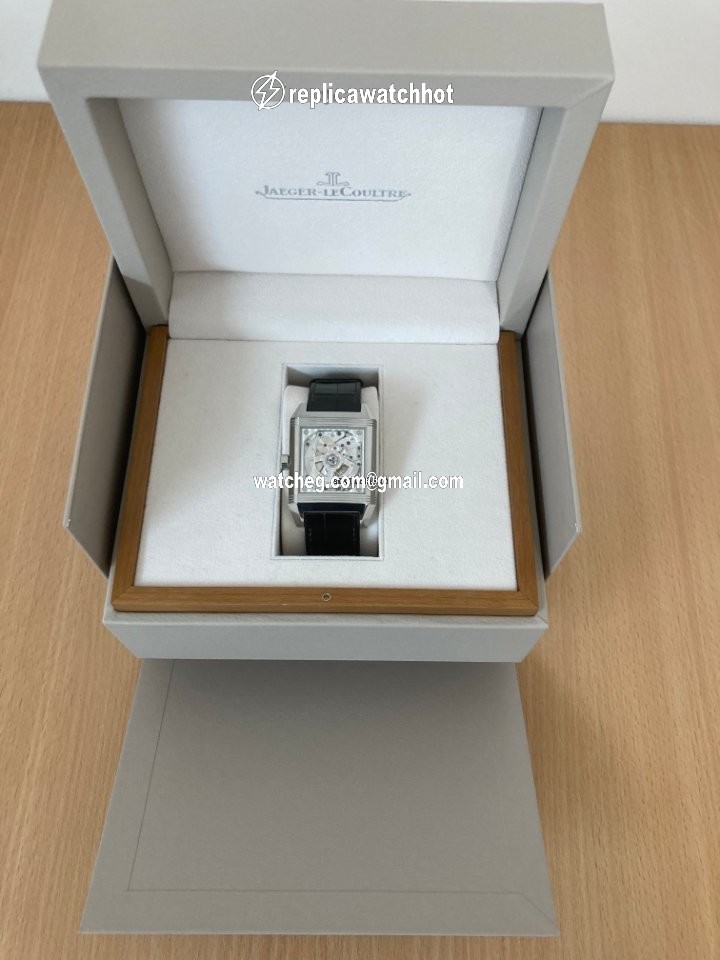 Jaeger-LeCoultre Reverso Squadra Hometime Mens watch Unisex Automatic Steel Q7008420 4