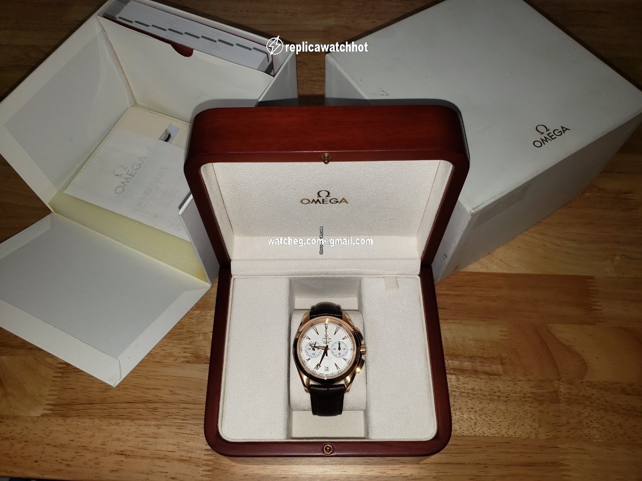 Omega Seamaster Aqua Terra Mens watch Unisex Automatic Rose gold 231.53.43.52.02.001 4