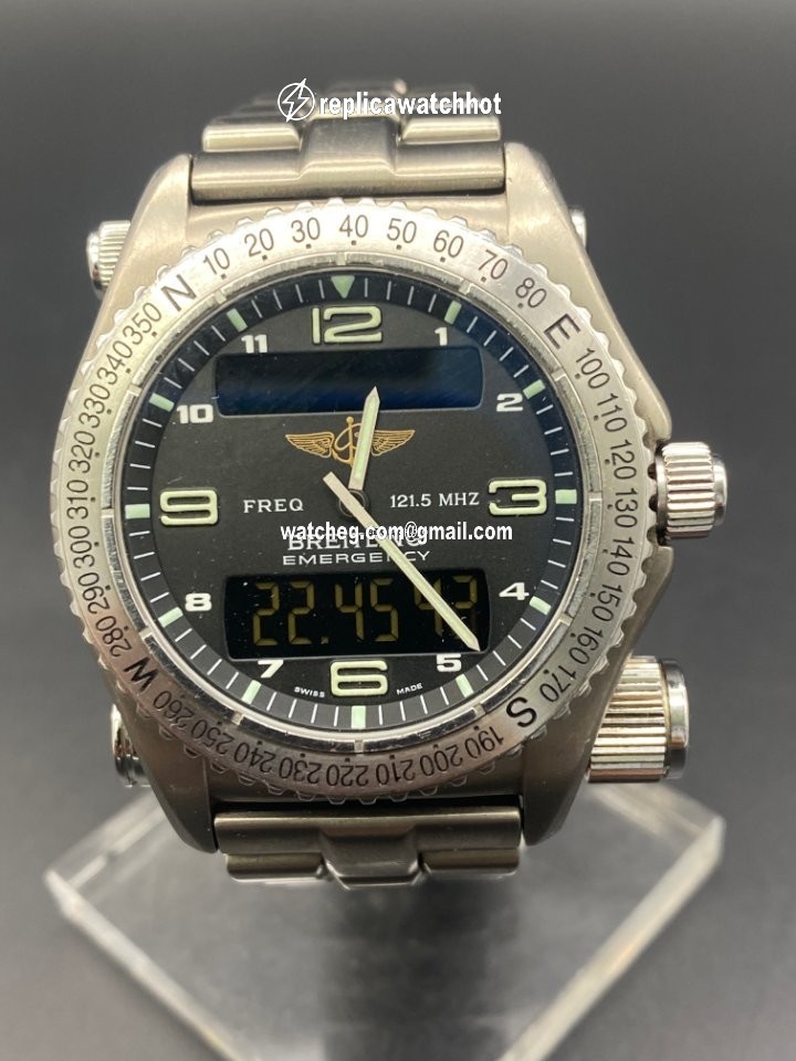 Breitling Emergency Mens watch Unisex Titanium E56121 4